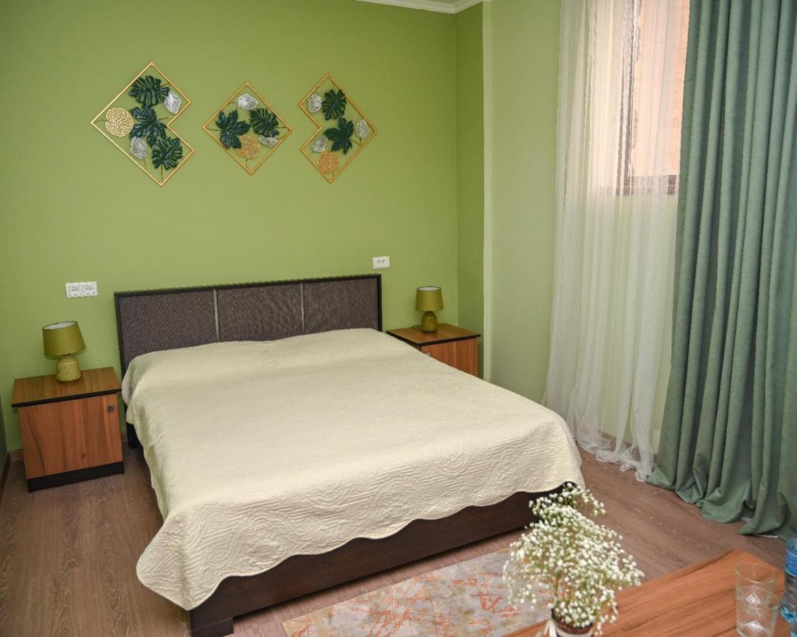 Sofia Hotel Erivan Dış mekan fotoğraf