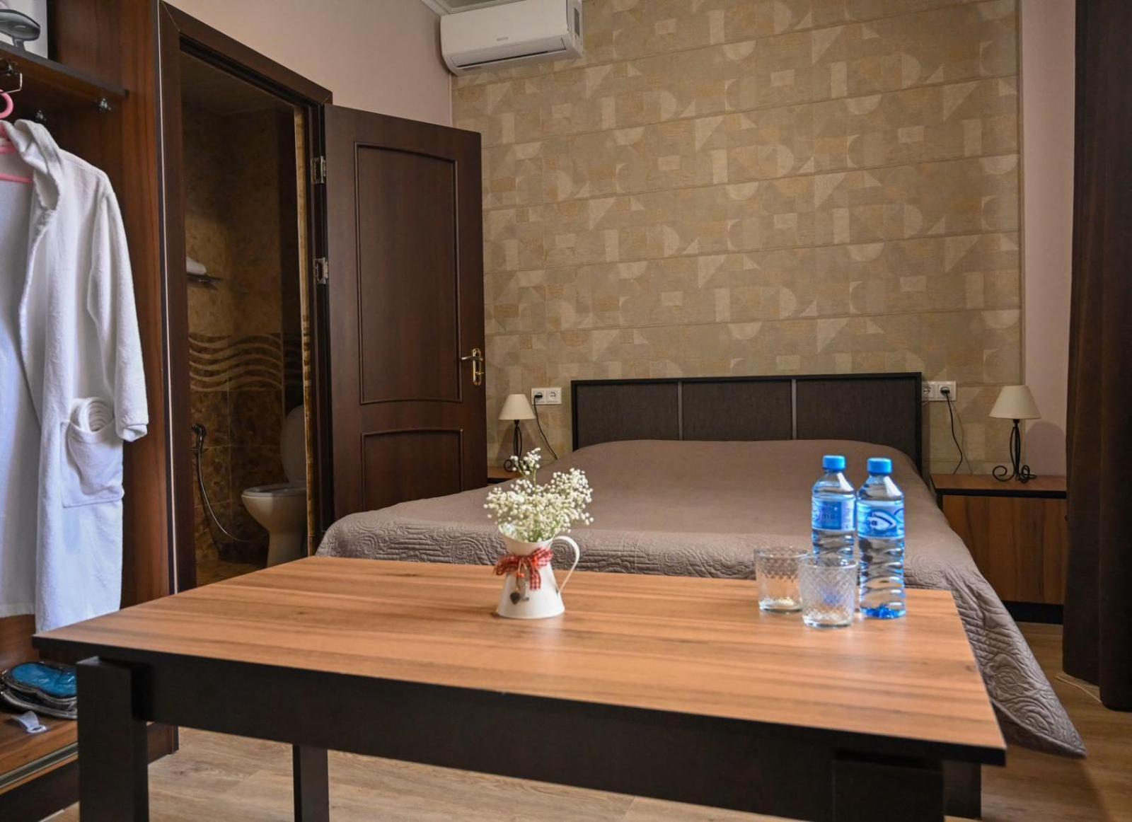 Sofia Hotel Erivan Dış mekan fotoğraf